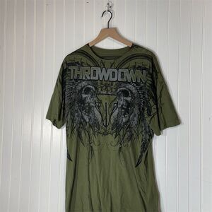 Vintage Throwdown MMA‎ Shirt XL Olive Green Skull Feather Graphic Tee USA Made